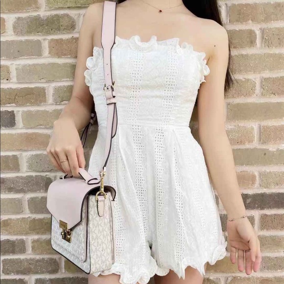 Bundle💕NWT Michael Kors Crossbody & Wristlet - Picture 5 of 6